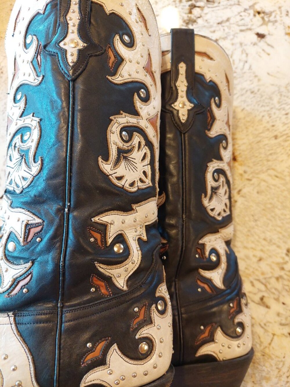 LUCCHESE size 10b Studded Scarlet Black & Natural Inlay Western/Cowgirl Boots. - Picture 6 of 11